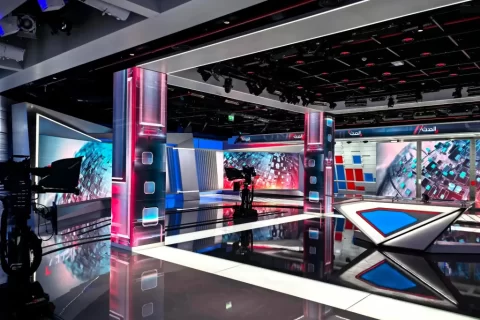 又一巅峰之作！阳百乐助力阿尔哈达斯电视台，打造广电演播室新标杆
